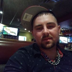 Meet your Posher, Hoke